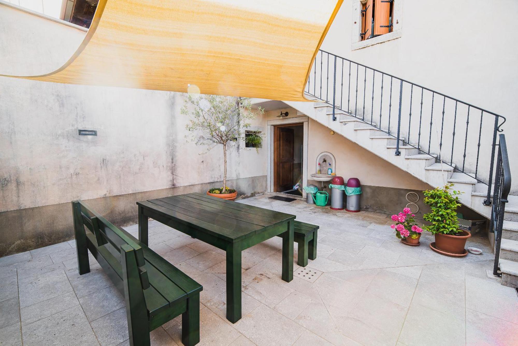 Guesthouse Muha Lipica Esterno foto