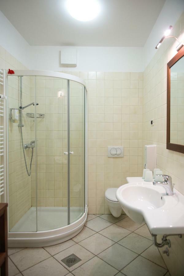 Guesthouse Muha Lipica Esterno foto