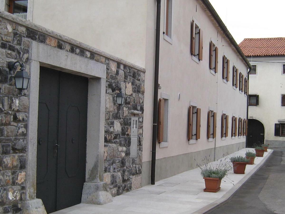 Guesthouse Muha Lipica Esterno foto